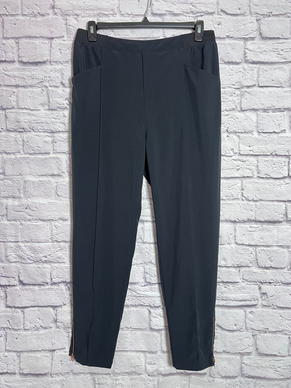 Soft Surroundings Go Lively Pants SIZE L Black Stretch Ankle Zip Pull On